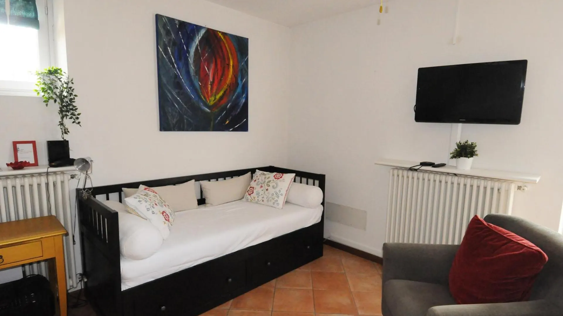 Casa San Giorgio Varenna 0*,  Itálie