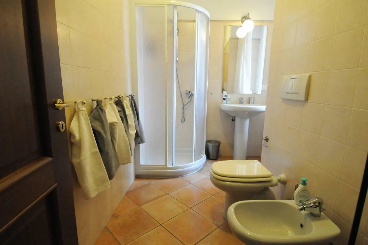 Casa San Giorgio Varenna 0*,
